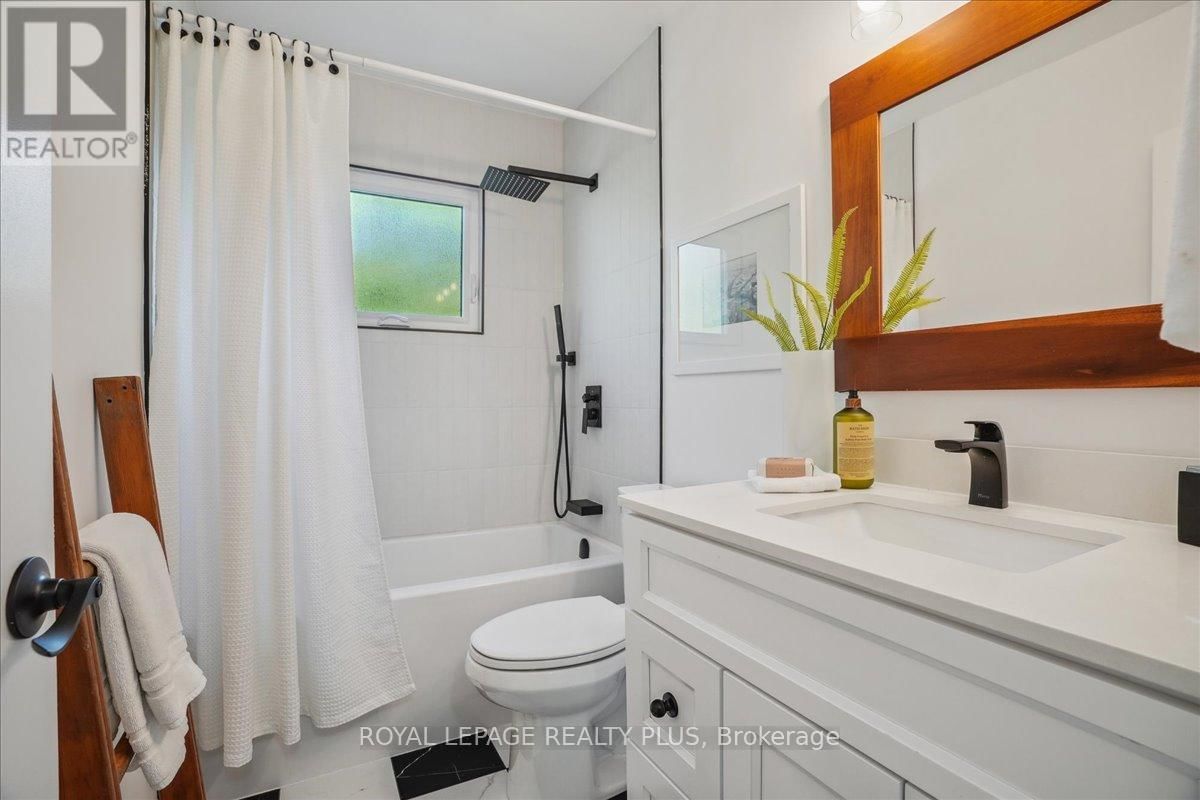 2110 SAXON ROAD Image 20