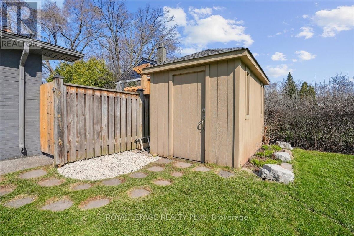 2110 SAXON ROAD Image 40