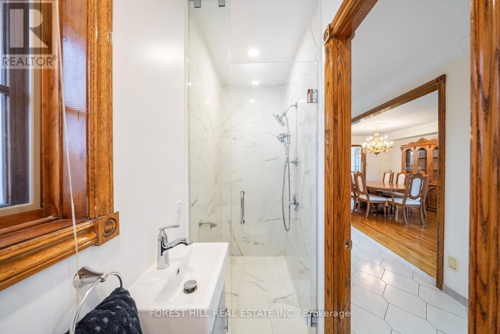 541 GLEN PARK AVENUE Image 23