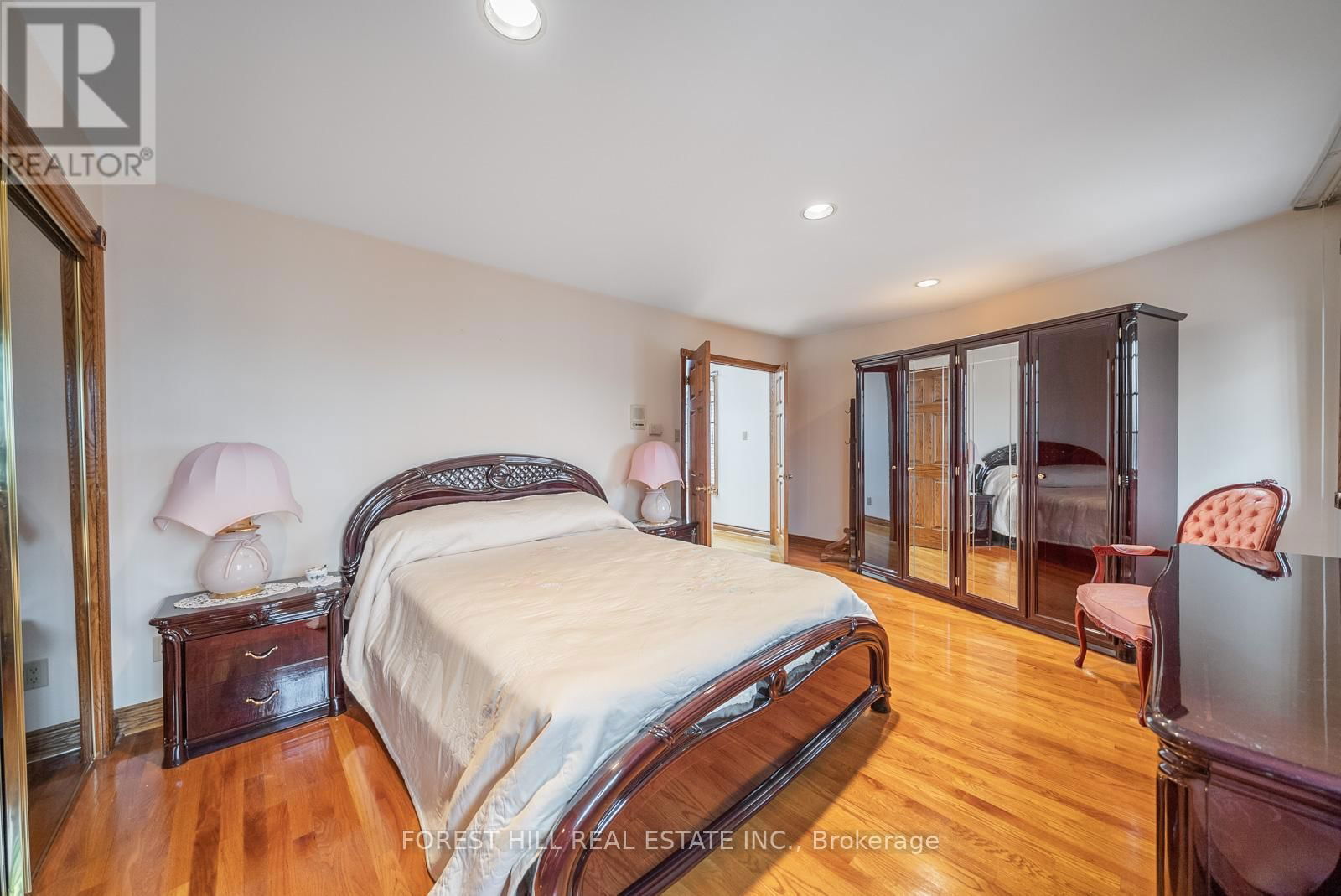 541 GLEN PARK AVENUE Image 27