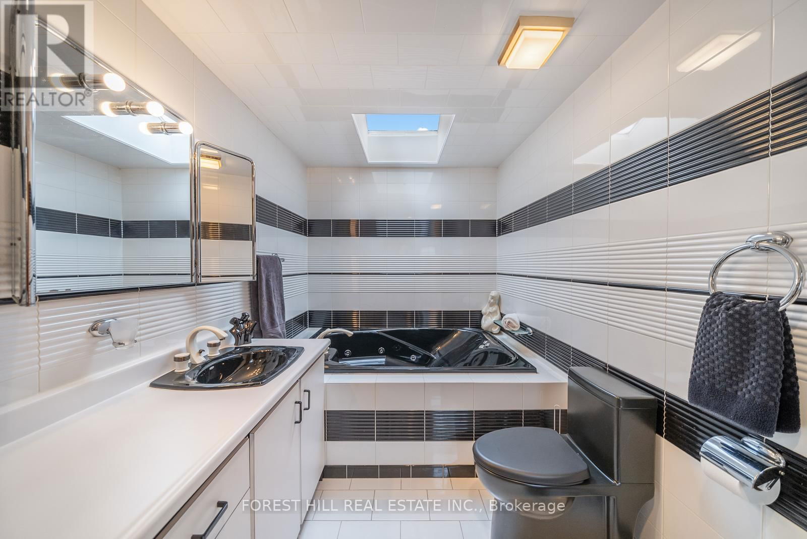 541 GLEN PARK AVENUE Image 29
