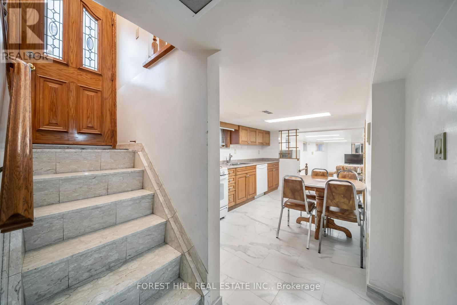 541 GLEN PARK AVENUE Image 36