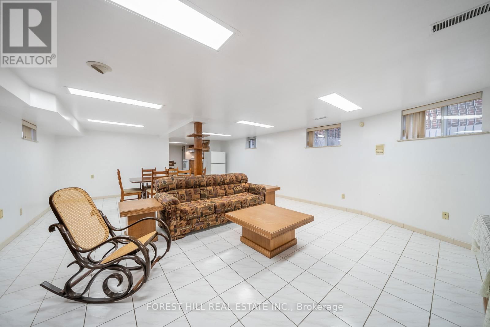 541 GLEN PARK AVENUE Image 41