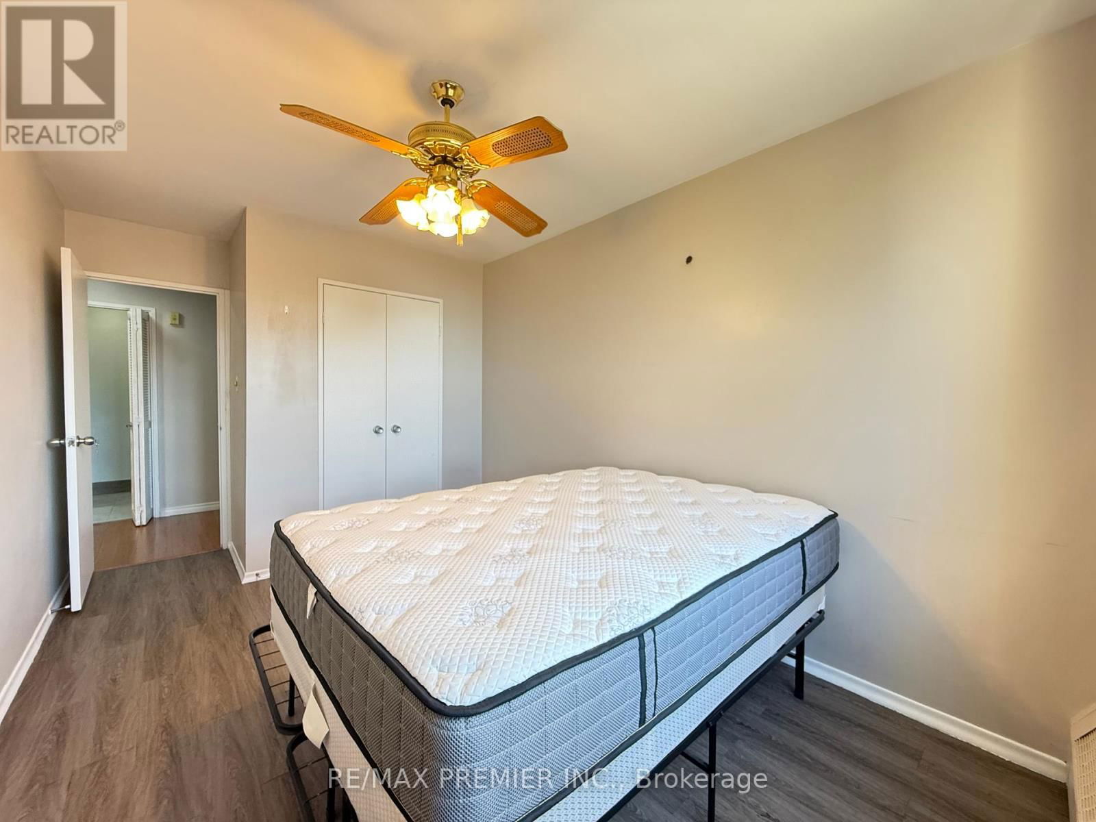 502 - 31 FOUR WINDS DRIVE Image 33