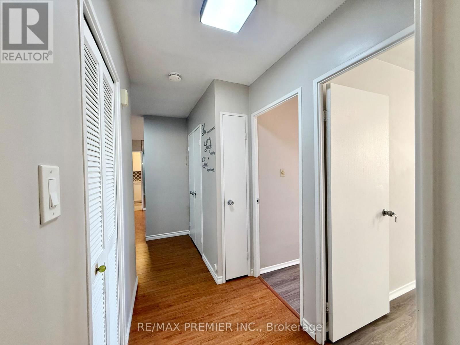 502 - 31 FOUR WINDS DRIVE Image 35