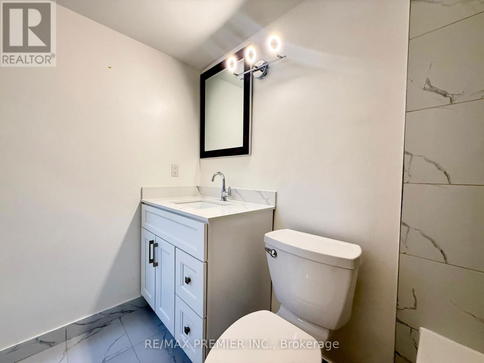 502 - 31 FOUR WINDS DRIVE Image 39