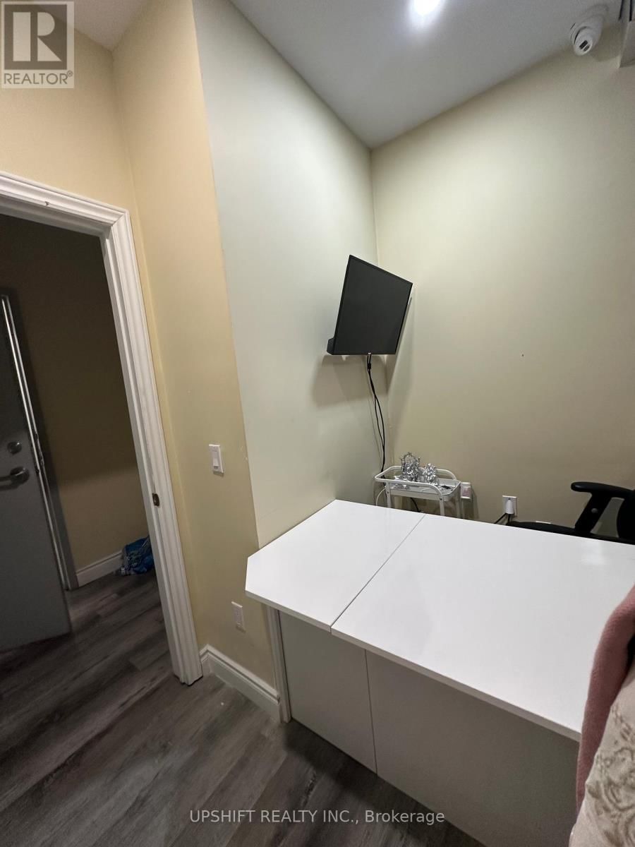 2A19 - 7215 GOREWAY DRIVE Image 5