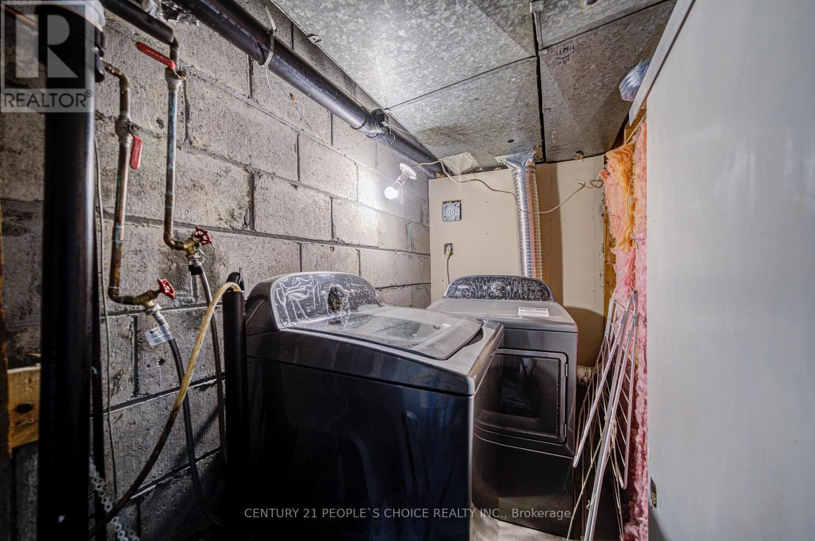 10 LAKELAND DRIVE Image 41
