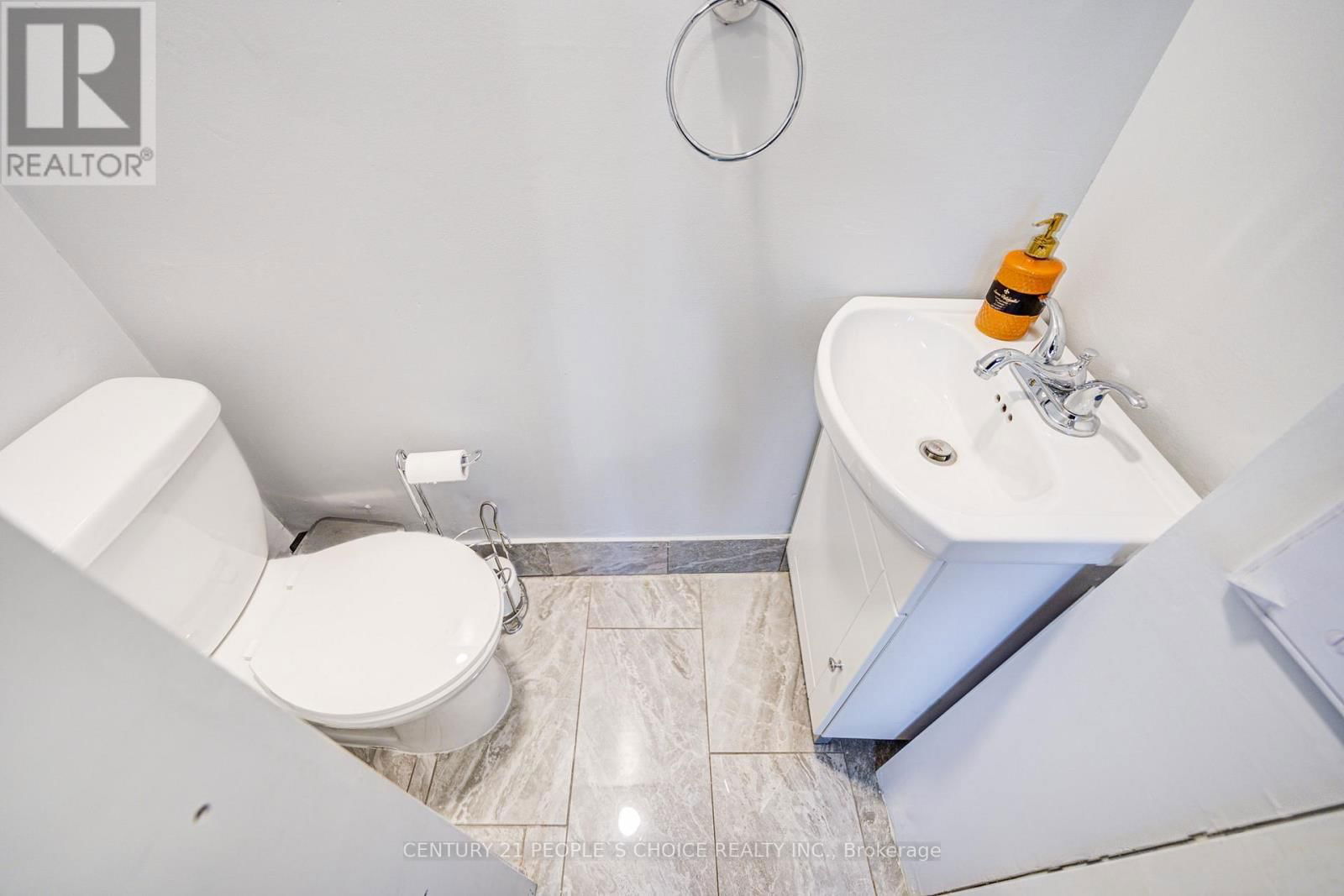 10 LAKELAND DRIVE Image 9