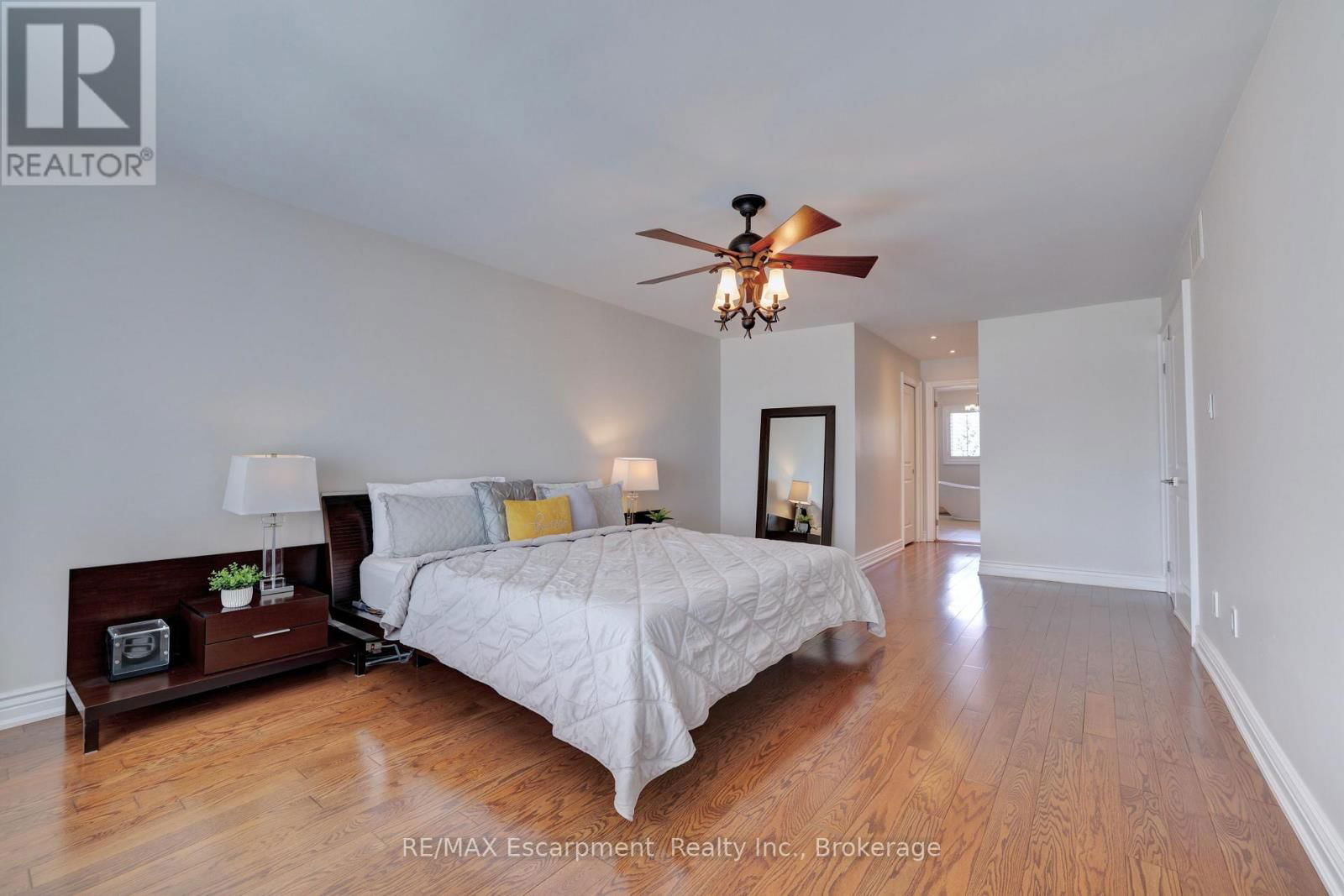 1658 HERITAGE WAY Image 28