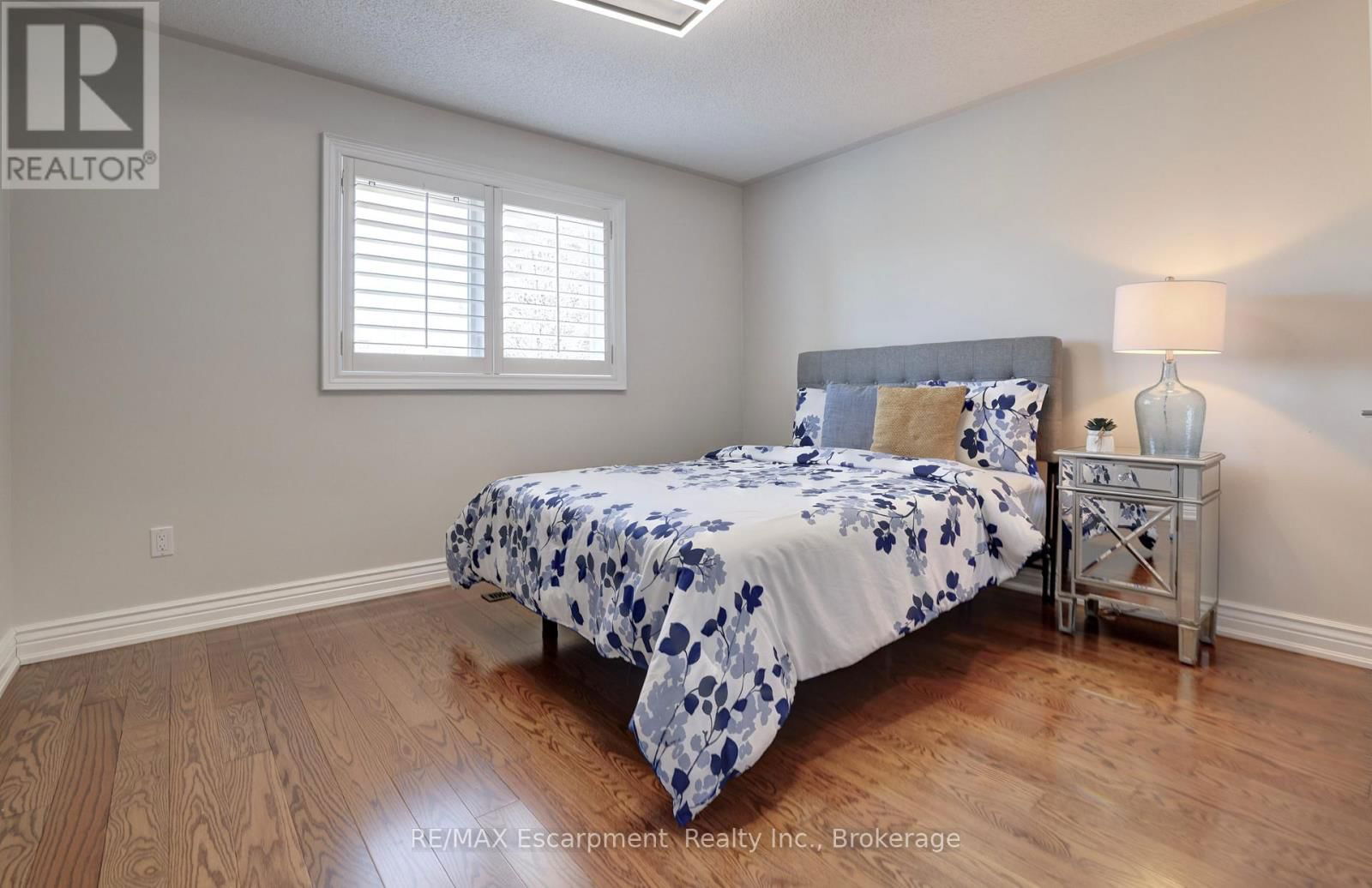 1658 HERITAGE WAY Image 32