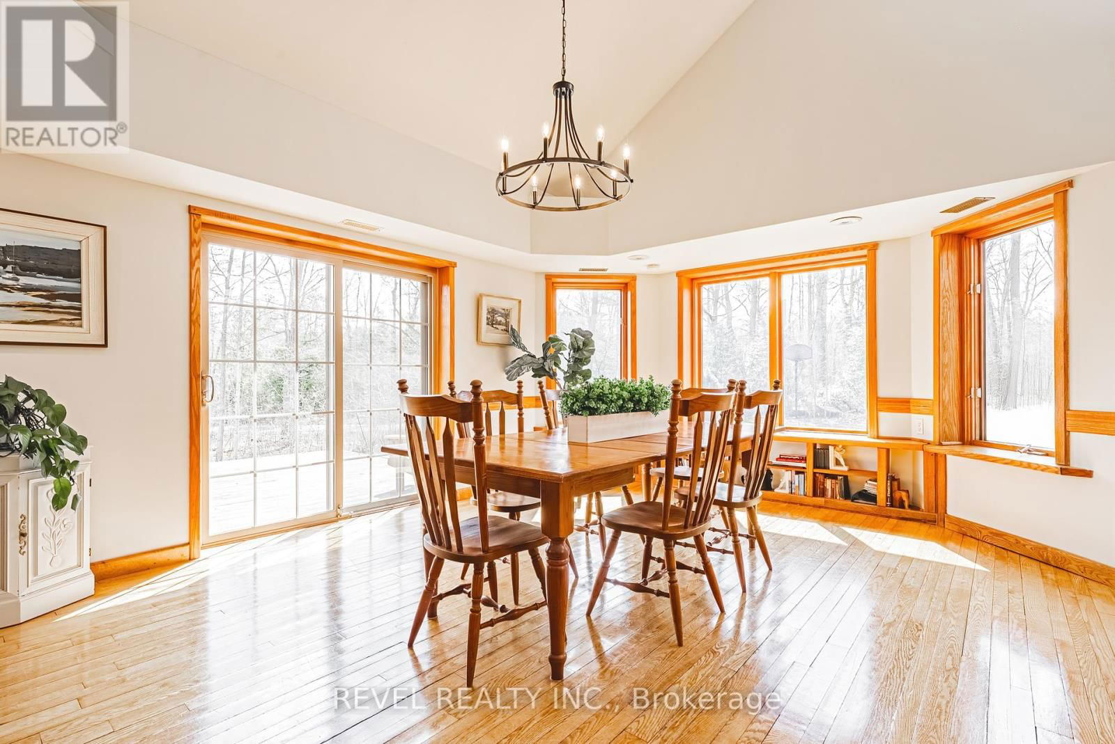 1325 3 SIDEROAD Image 11