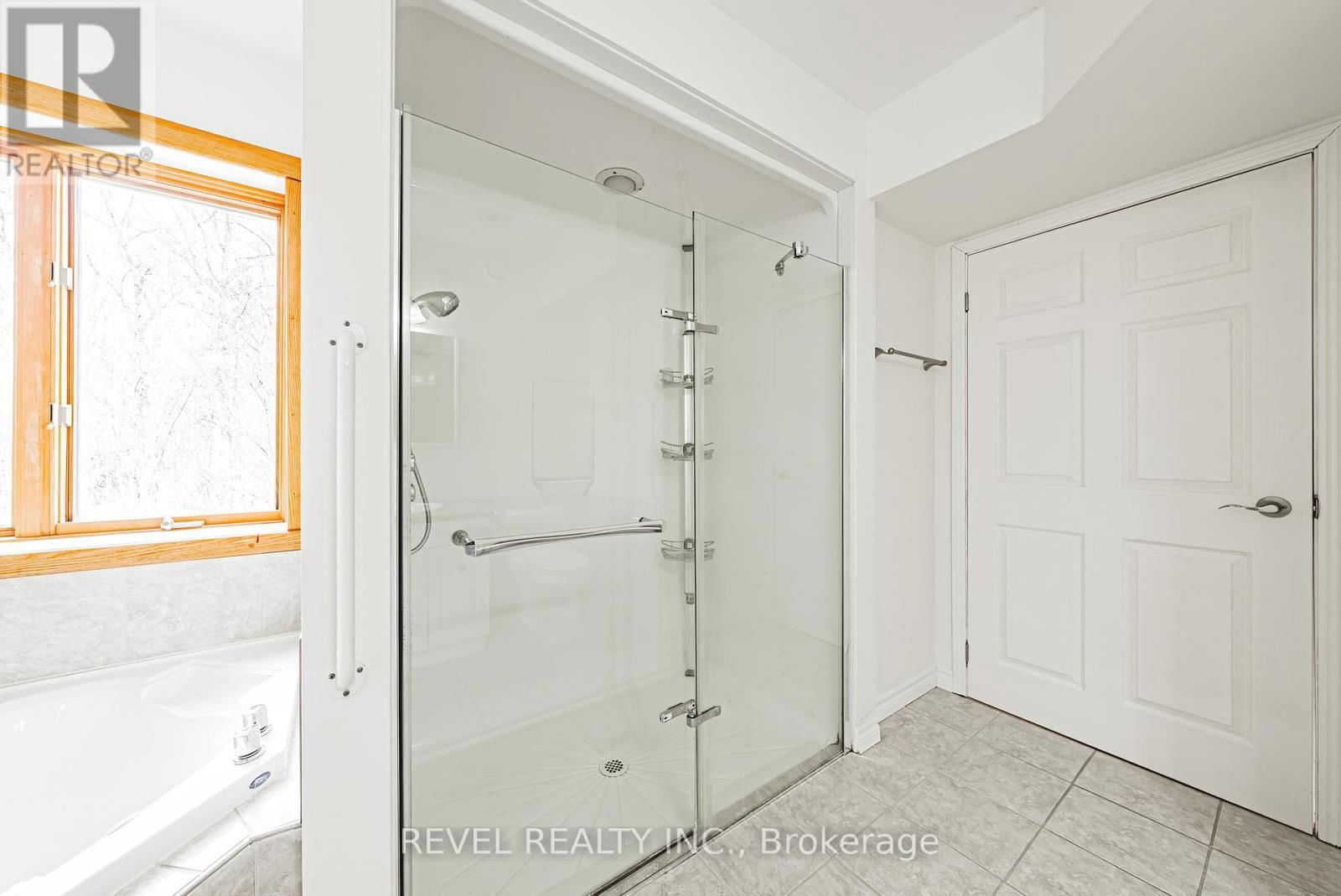 1325 3 SIDEROAD Image 26