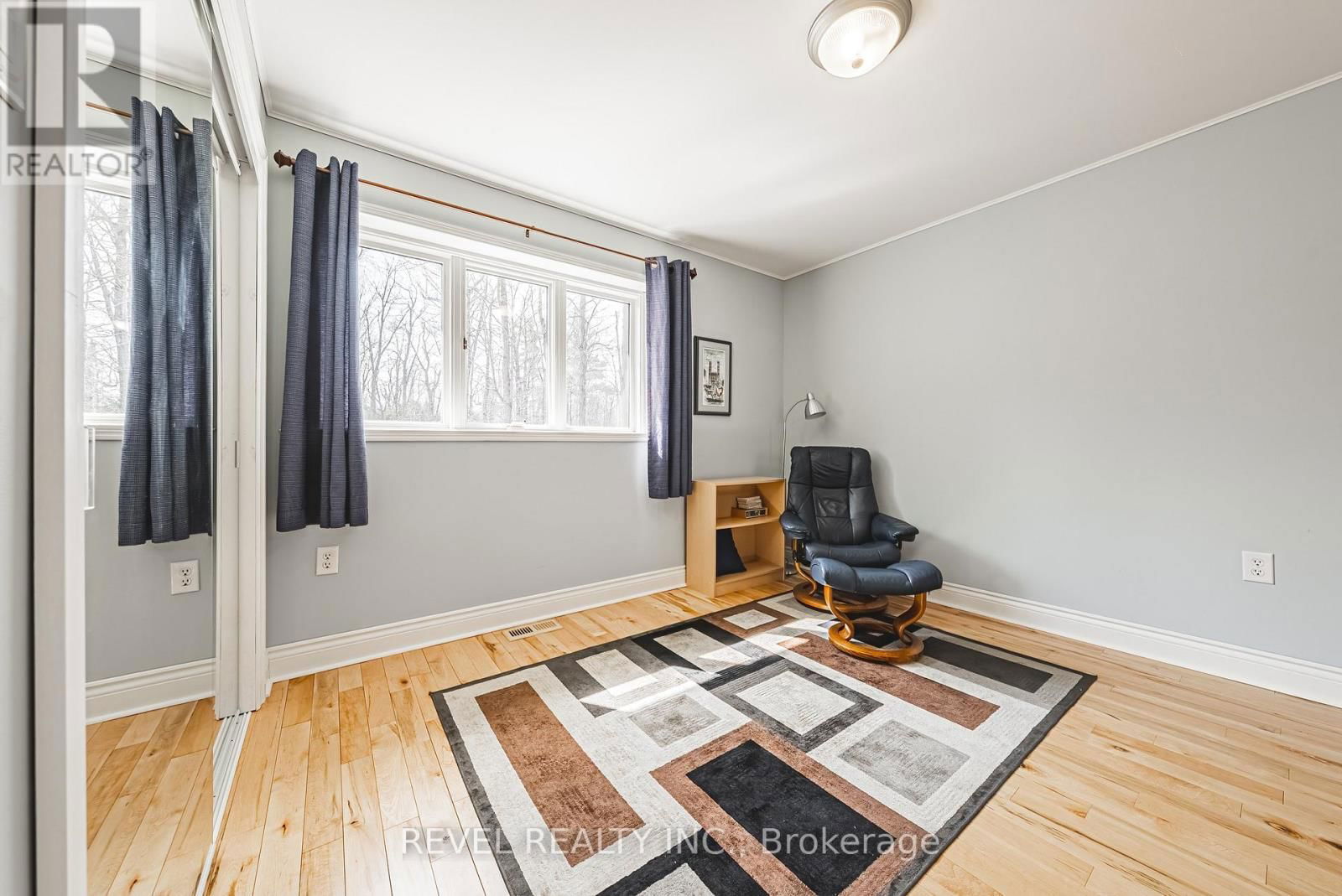 1325 3 SIDEROAD Image 39