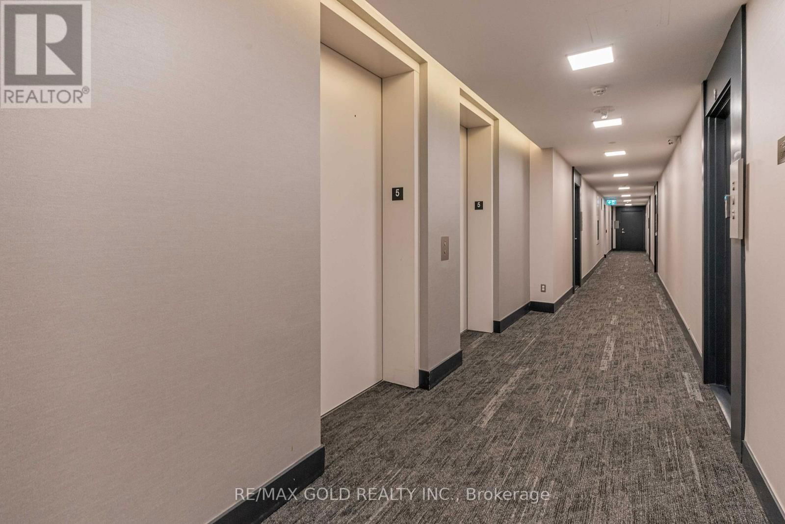 510 - 180 VETERANS DRIVE Image 7