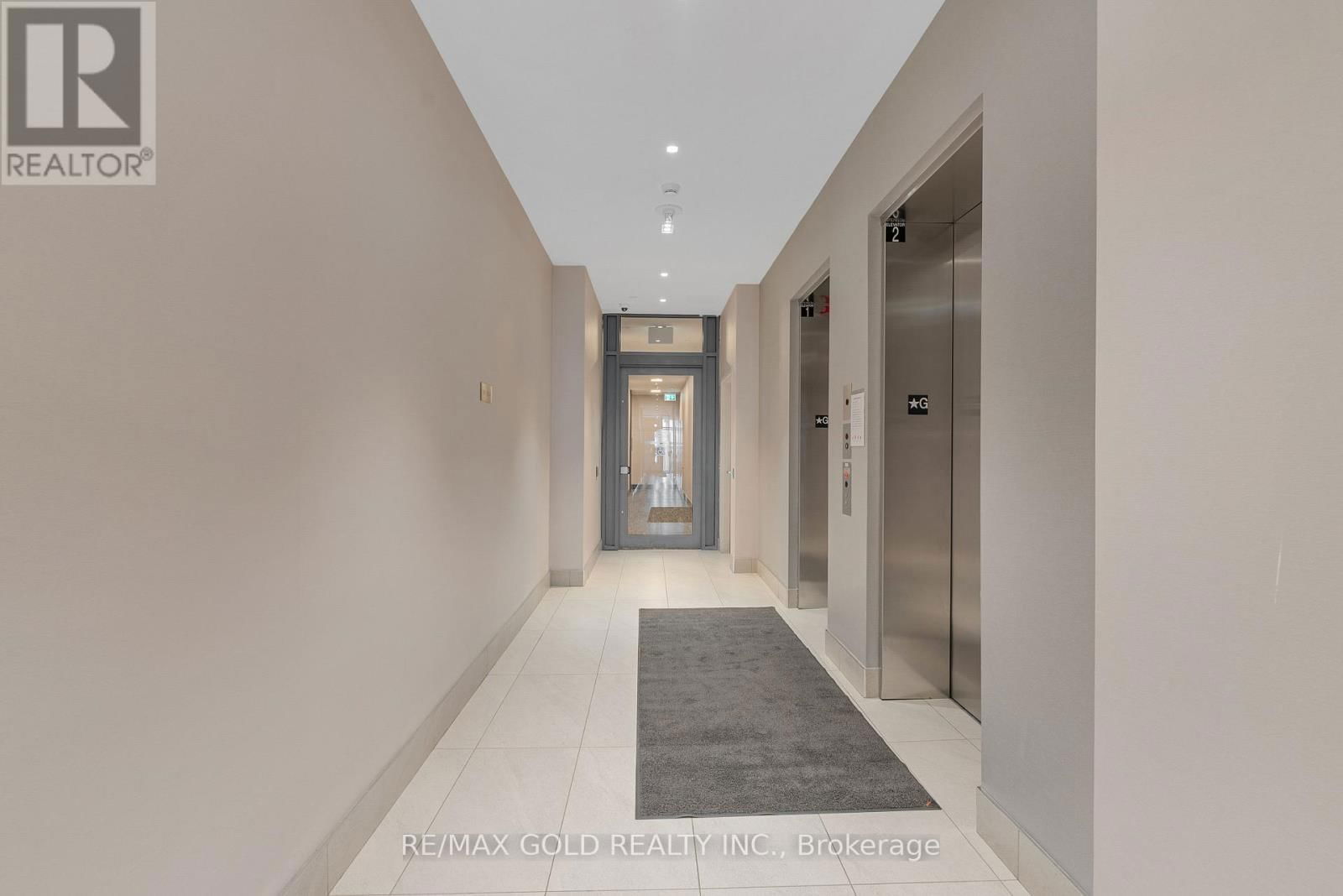 510 - 180 VETERANS DRIVE Image 8