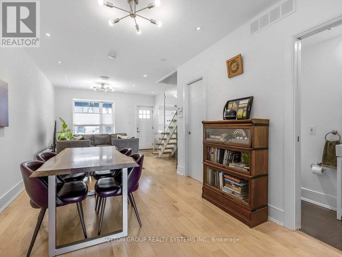 217 EARLSCOURT AVENUE Image 10