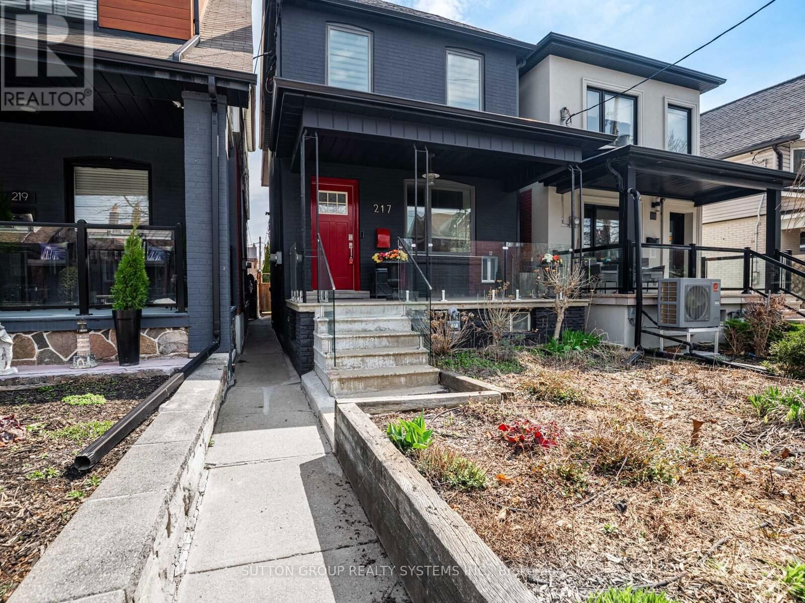 217 EARLSCOURT AVENUE Image 2