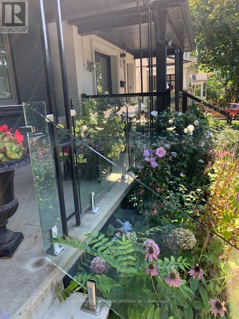 217 EARLSCOURT AVENUE Image 43