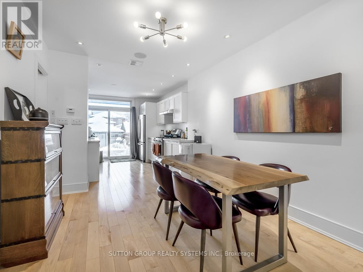 217 EARLSCOURT AVENUE Image 9