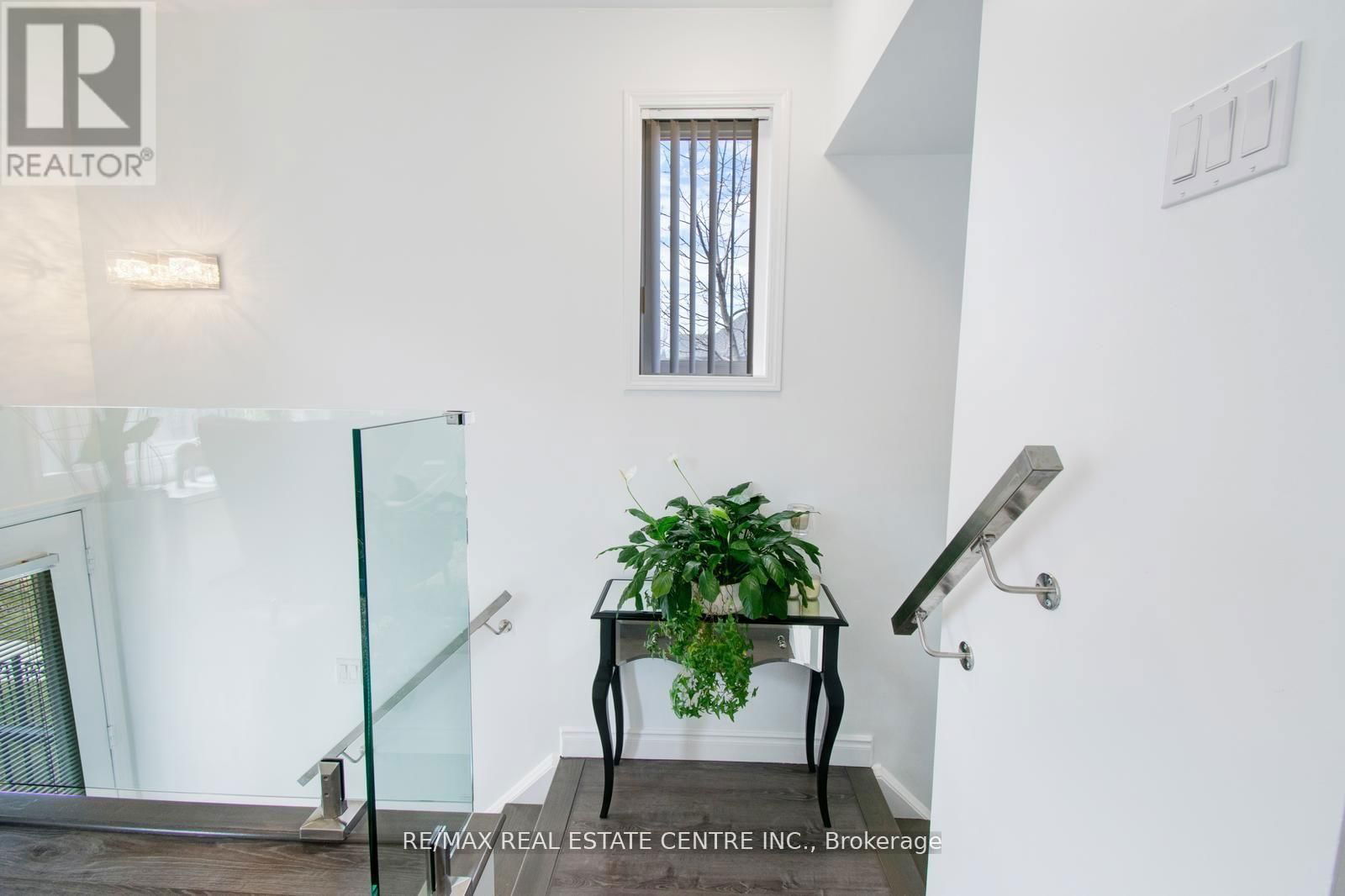 2 - 2891 RIO COURT Image 7