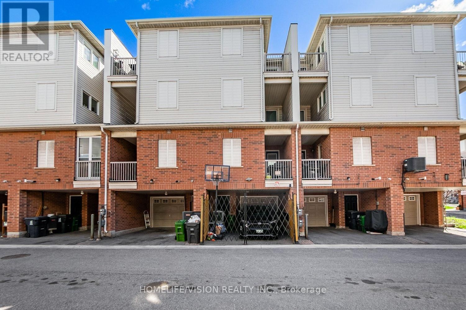 10 ODOARDO DISANTO CIRCLE WEST Image 33