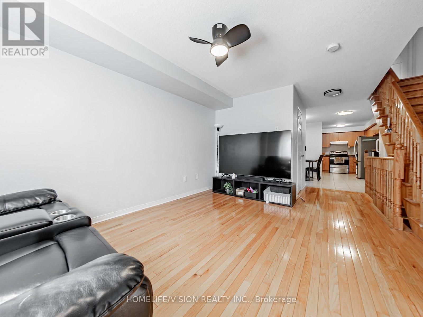 10 ODOARDO DISANTO CIRCLE WEST Image 5