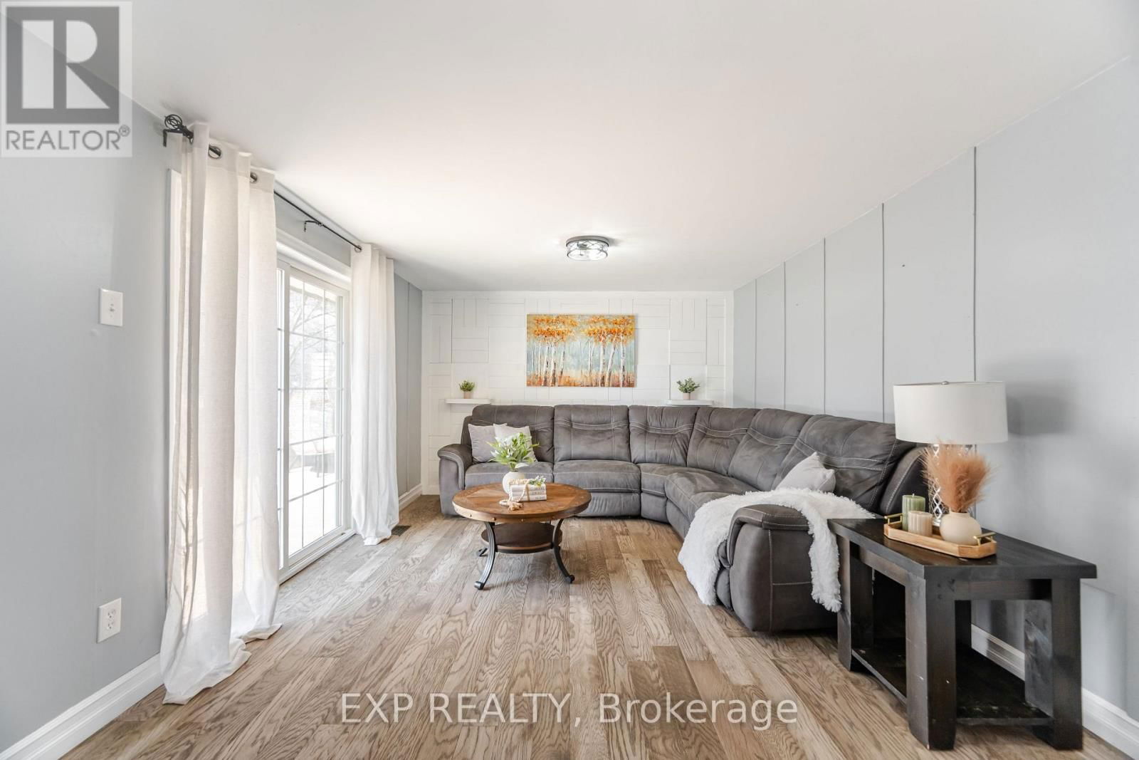 10 ROSEMARY ROAD Image 19