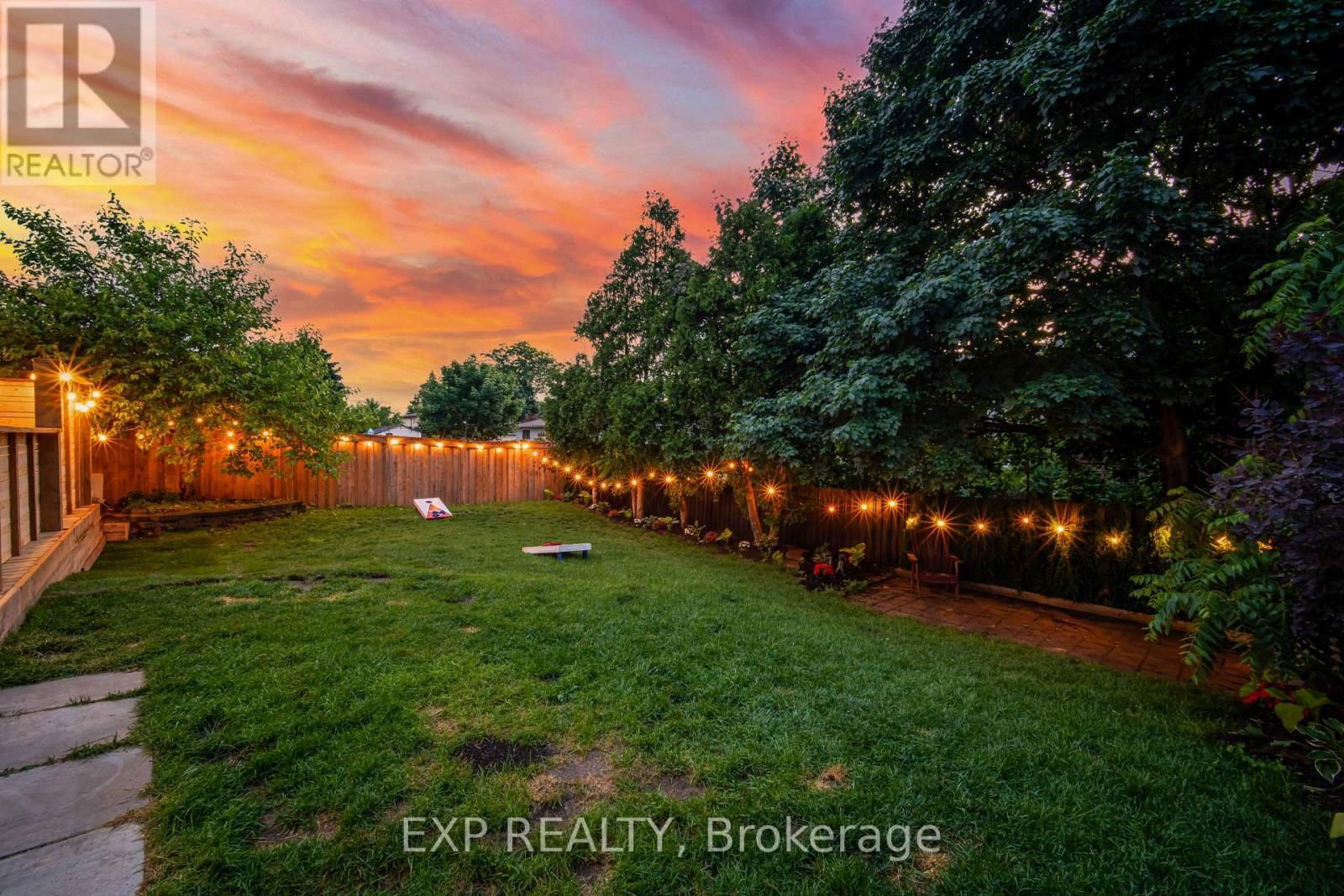 10 ROSEMARY ROAD Image 37