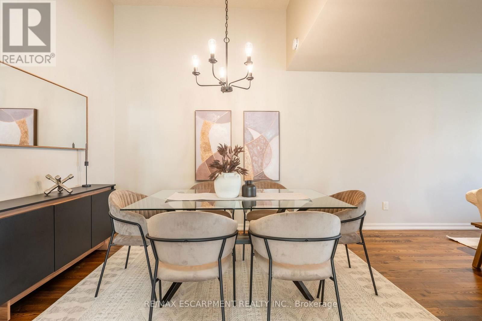1097 STEPHENSON DRIVE Image 17
