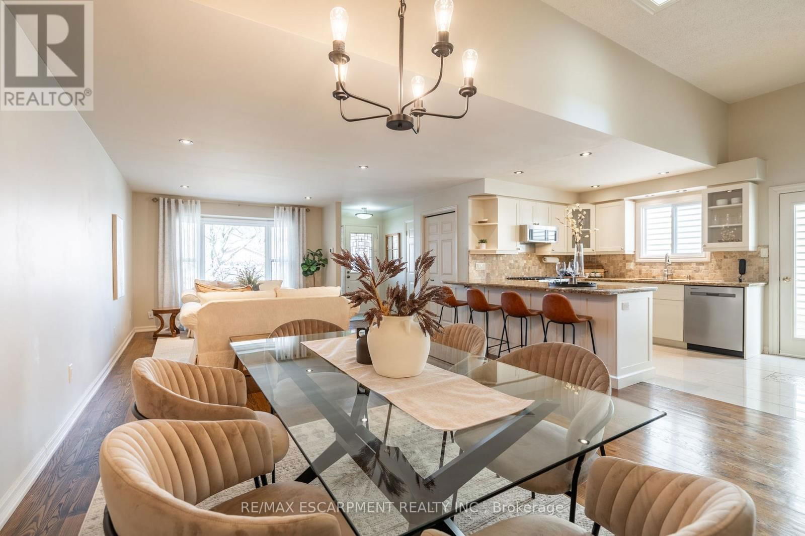 1097 STEPHENSON DRIVE Image 18