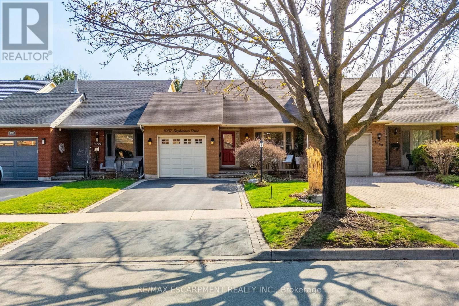 1097 STEPHENSON DRIVE Image 2