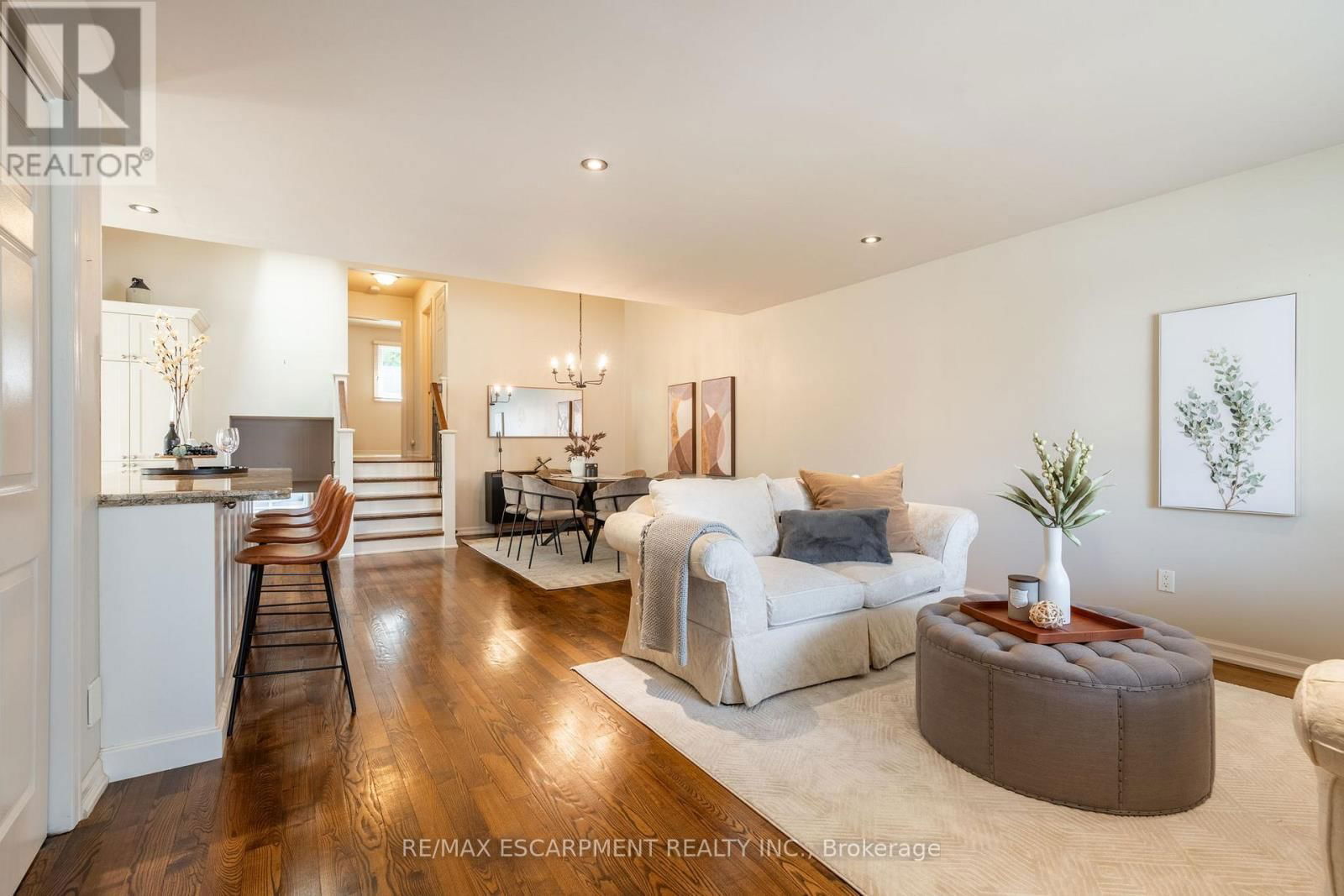 1097 STEPHENSON DRIVE Image 20