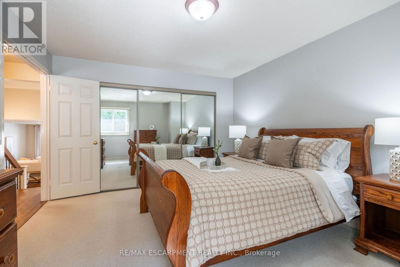 1097 STEPHENSON DRIVE Image 23