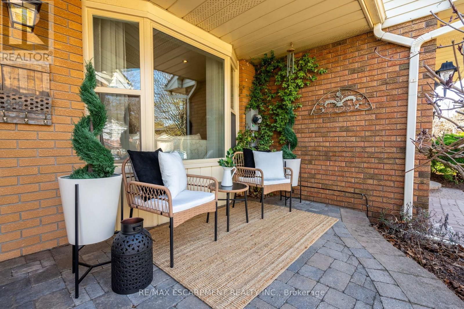 1097 STEPHENSON DRIVE Image 3