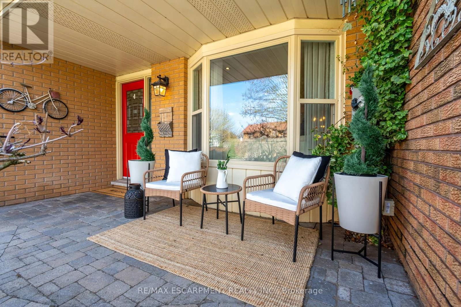 1097 STEPHENSON DRIVE Image 4