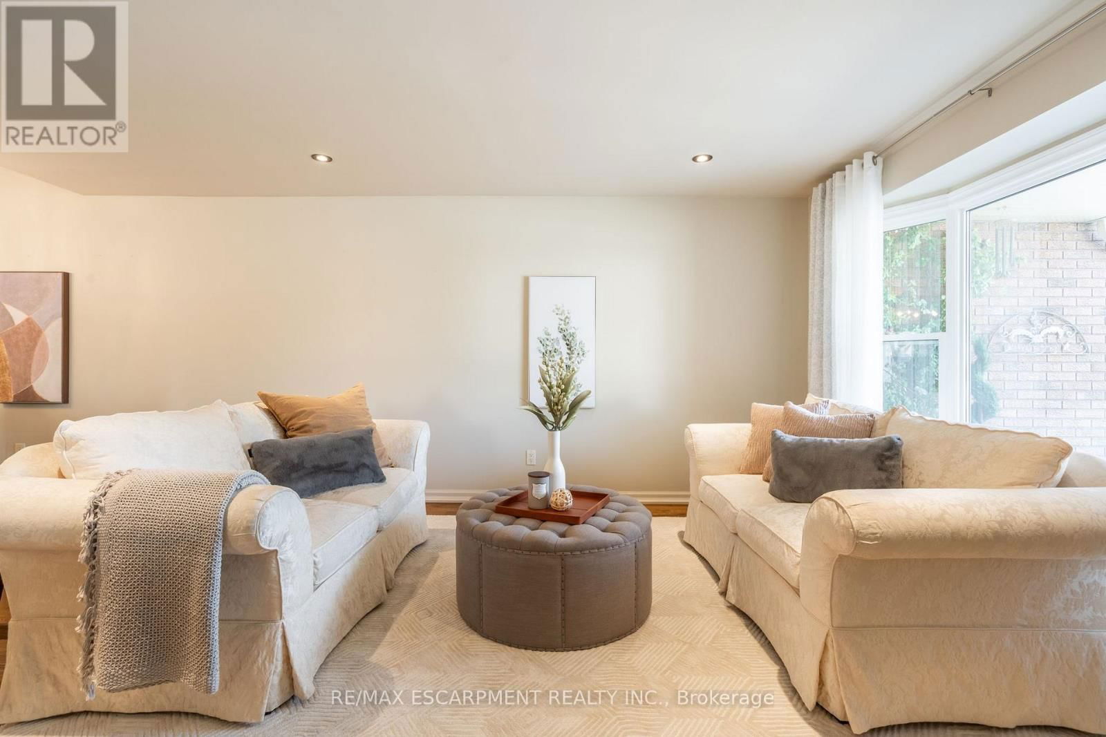 1097 STEPHENSON DRIVE Image 7