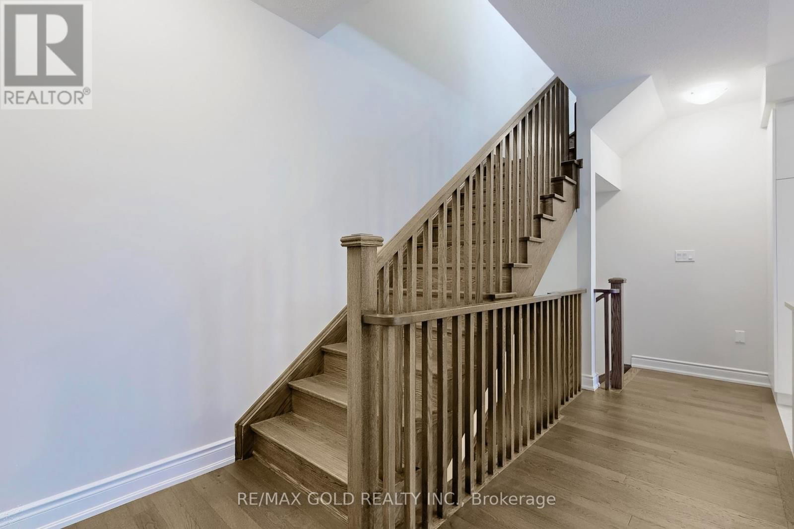 1297 ANTHONIA TRAIL Image 31