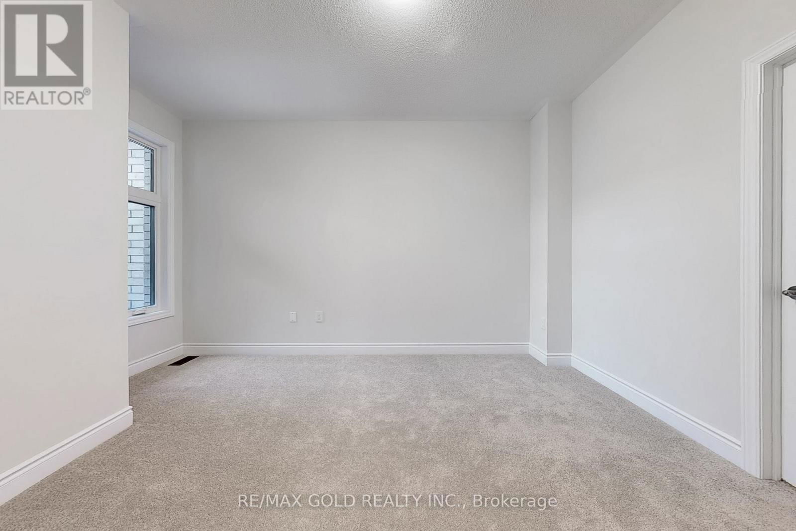 1297 ANTHONIA TRAIL Image 35