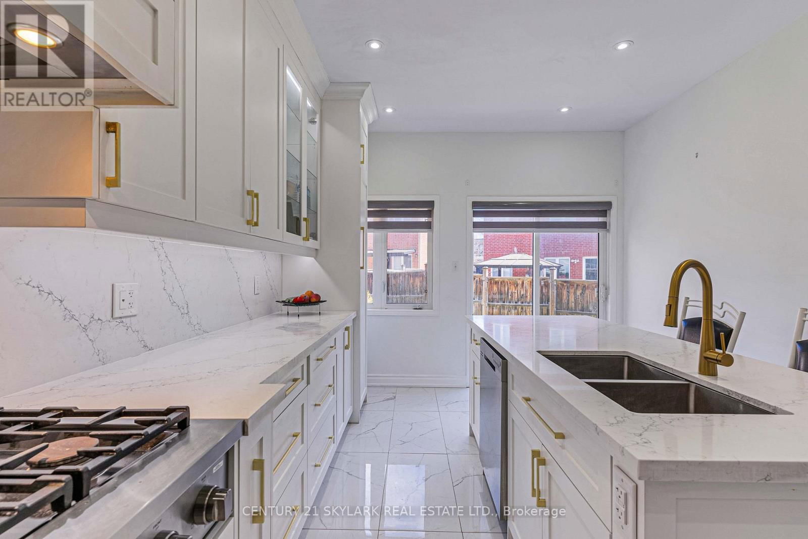 13 LEDGEROCK ROAD Image 19