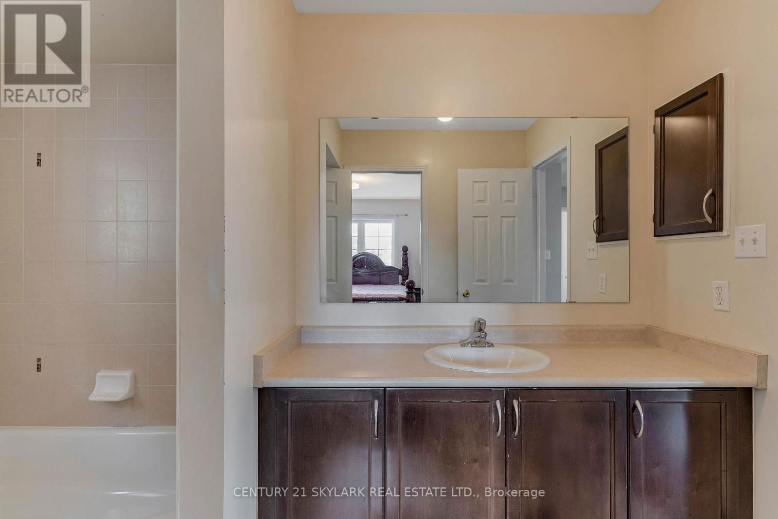 13 LEDGEROCK ROAD Image 31