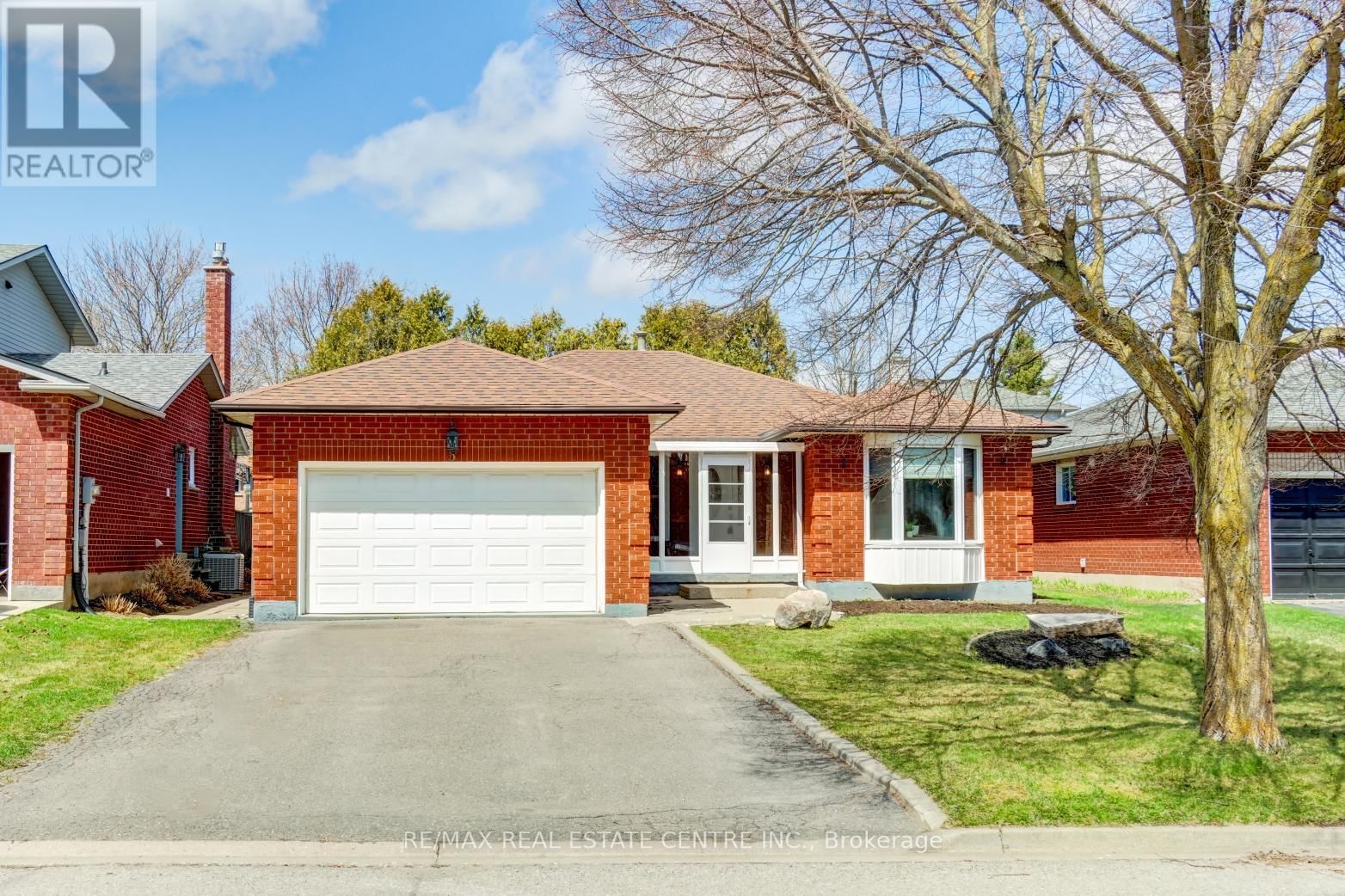 3 PASSMORE AVENUE Image 1