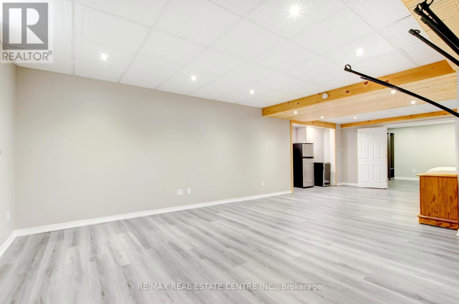 3 PASSMORE AVENUE Image 26