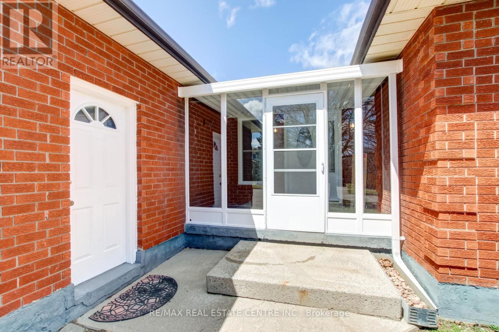 3 PASSMORE AVENUE Image 5
