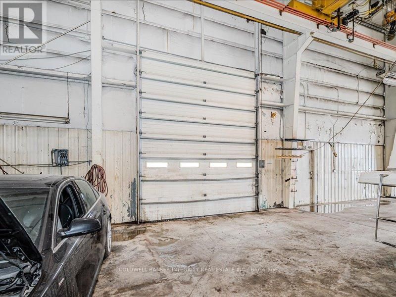 1135 SPEERS ROAD Image 14
