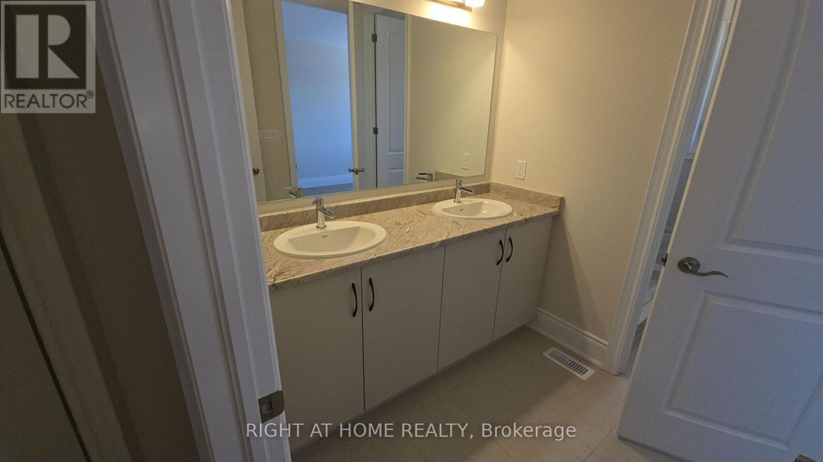 1338 LOON LANE Image 39