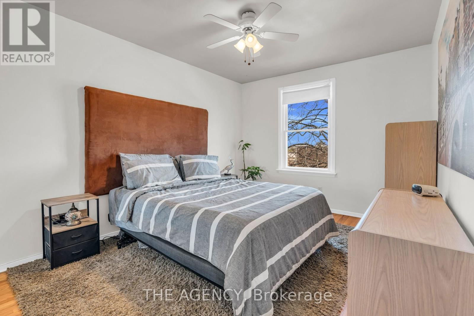 2203 MOUNTAIN GROVE AVENUE Image 26