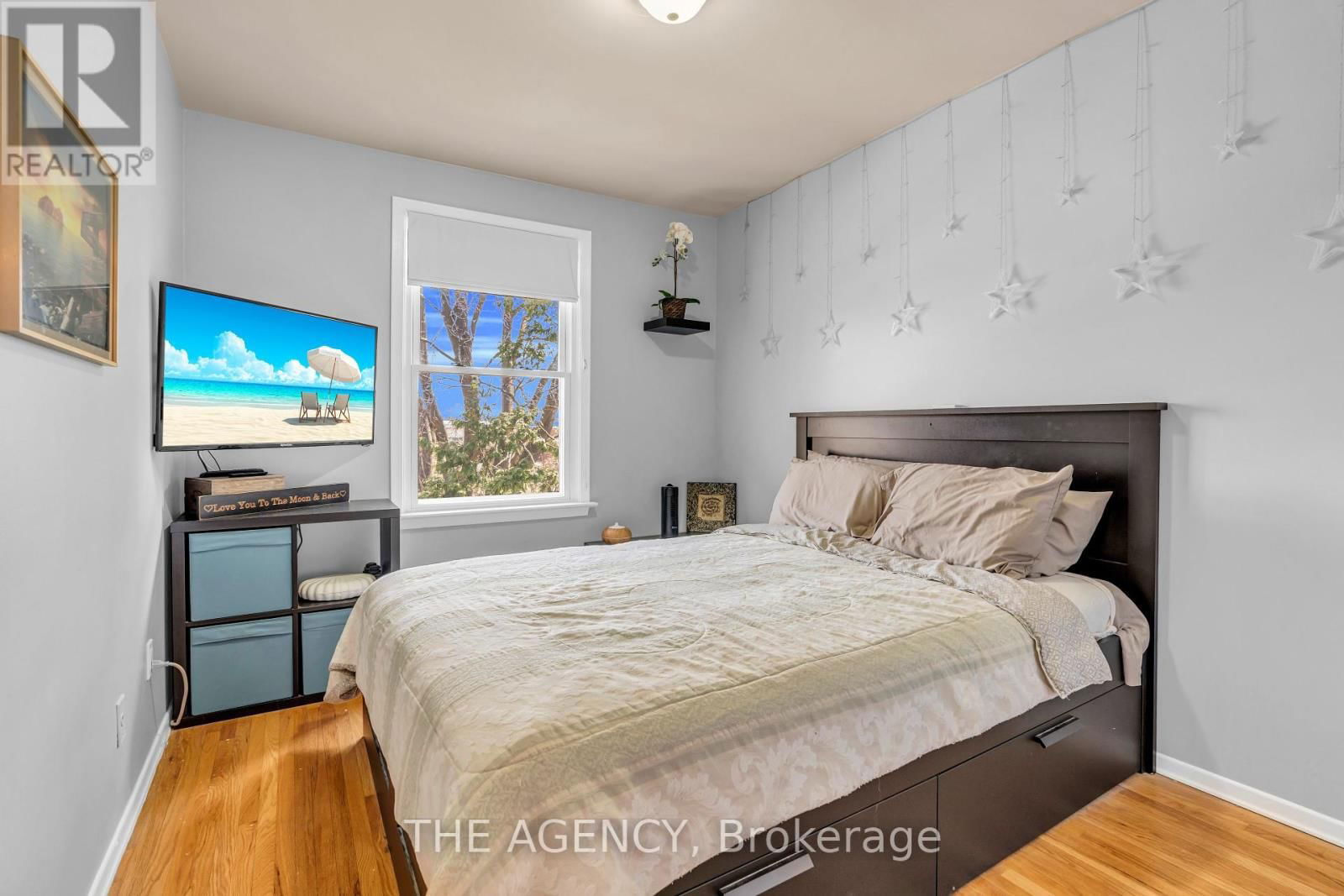 2203 MOUNTAIN GROVE AVENUE Image 30