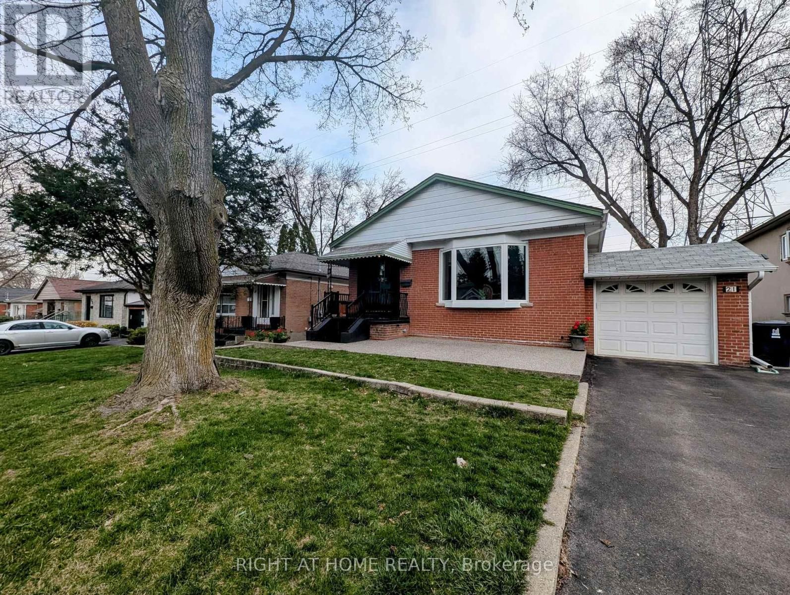 21 SHADOWBROOK DRIVE Image 2
