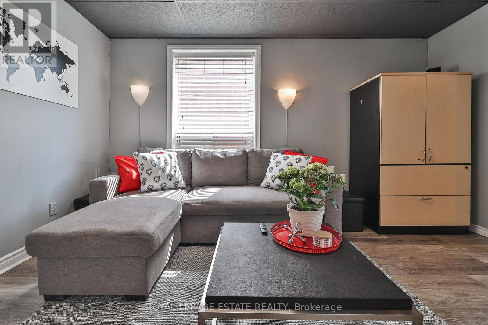 1281 WESTON ROAD Image 15